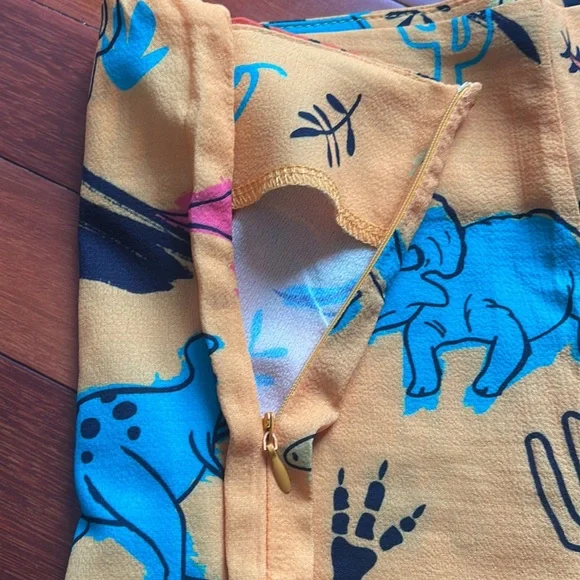Zaful Dinosaur Pirate shorts set cover-up - Picture 3 of 5